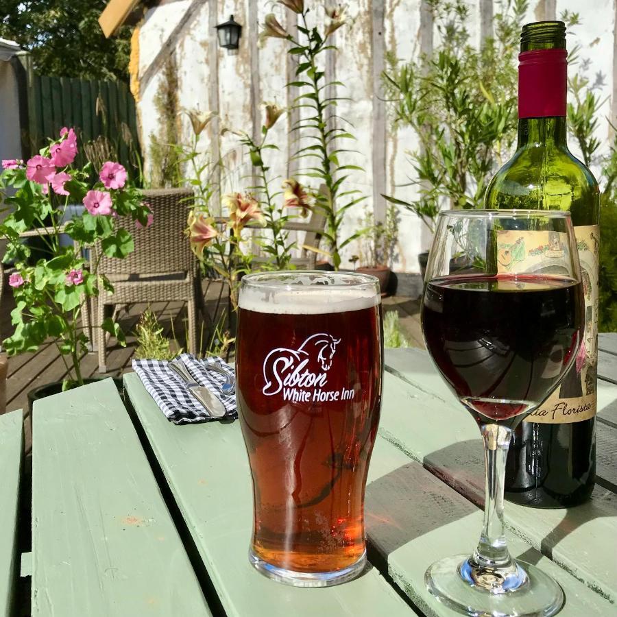 Sibton White Horse Inn Saxmundham Extérieur photo